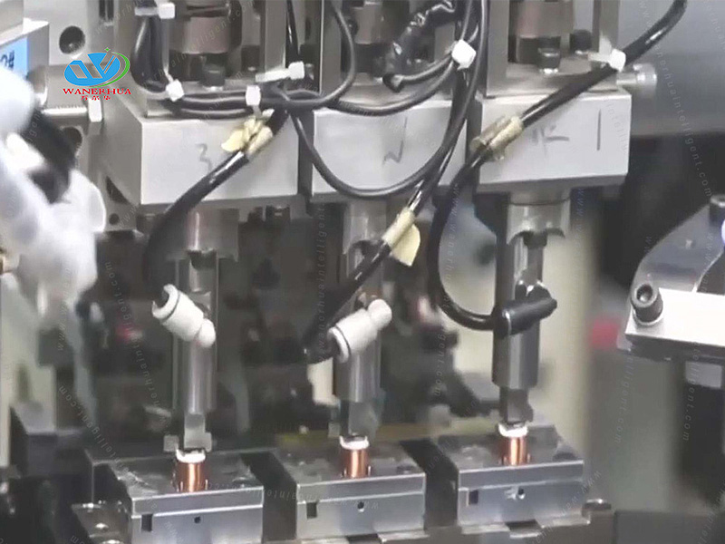 relay automatic assembly machine